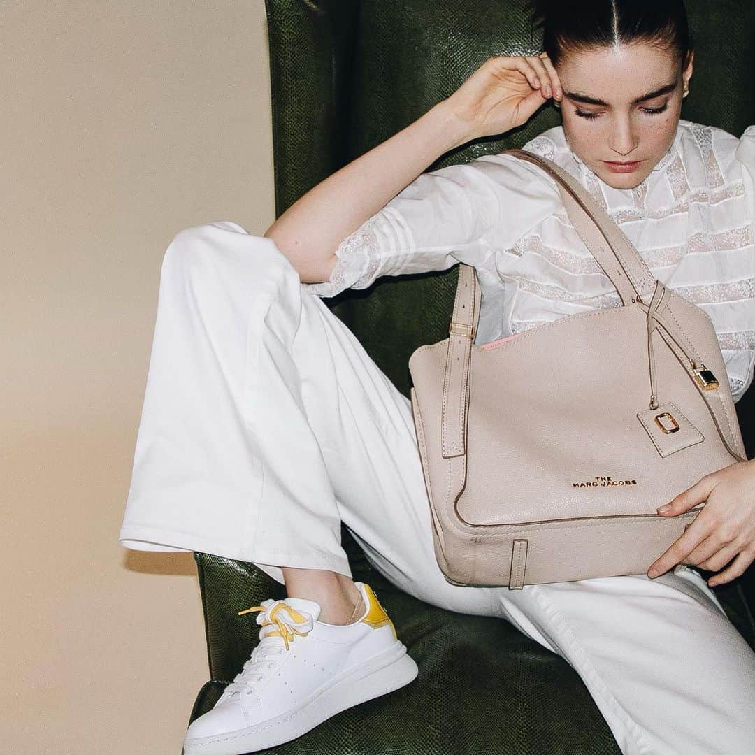 Marc Jacobsのインスタグラム：「Puma wears THE DIRECTOR.  Photographed by @TyrellHampton Styled by @Clare_Byrne  November 24, 2020 in New York City.」