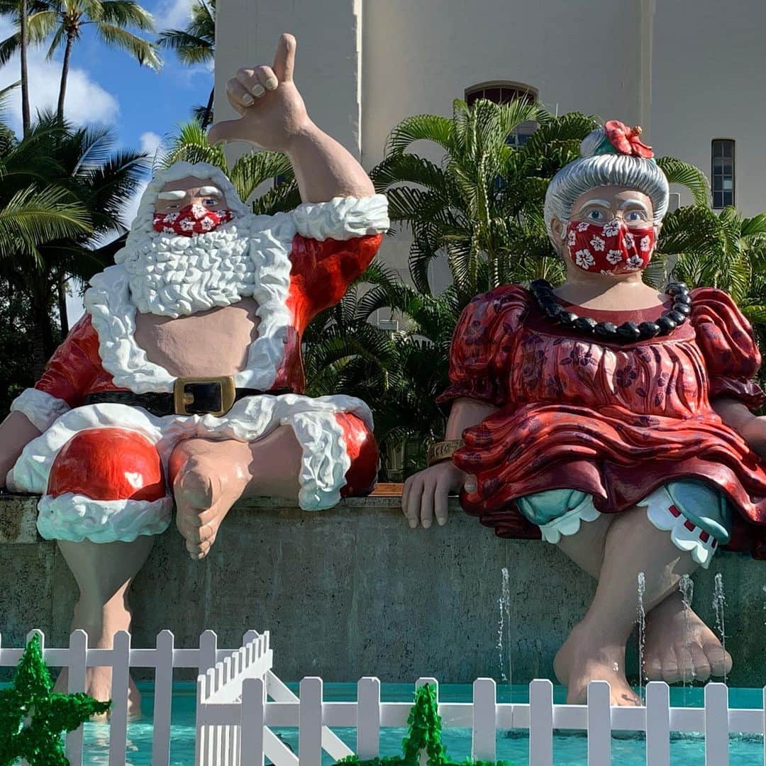 ブライス・ジョンソンさんのインスタグラム写真 - (ブライス・ジョンソンInstagram)「Later Hawaii, thanks for the fond memories. 🤙🏽 #Hawaii 🌈」12月24日 4時23分 - mrbrycejohnson