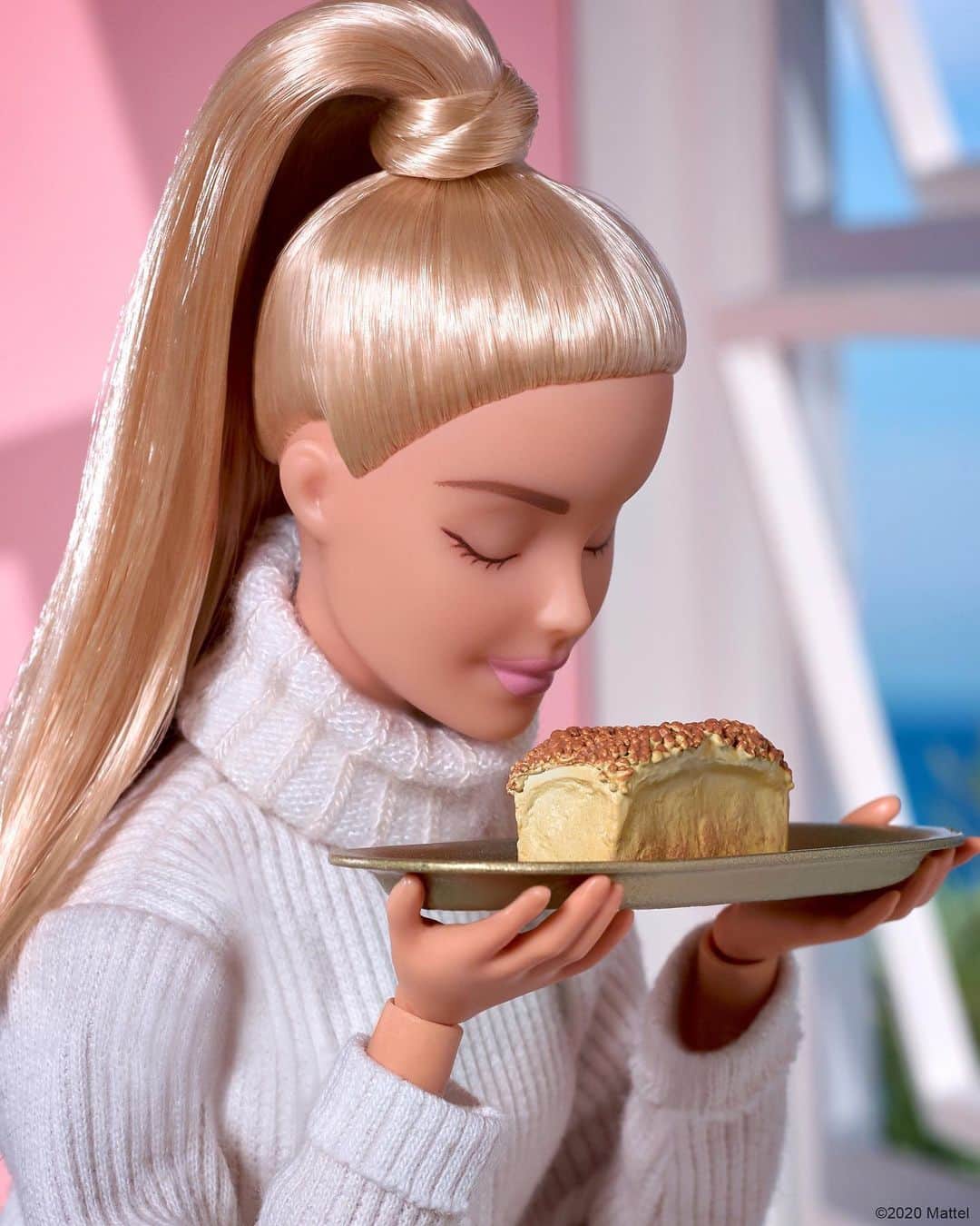 バービーさんのインスタグラム写真 - (バービーInstagram)「It's that freshly baked smell for me. 🍞#barbie #barbiestyle」12月24日 4時50分 - barbiestyle