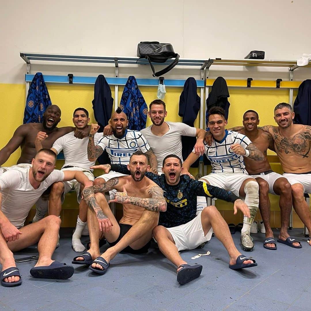 マルセロ・ブロゾビッチのインスタグラム：「@inter +3」