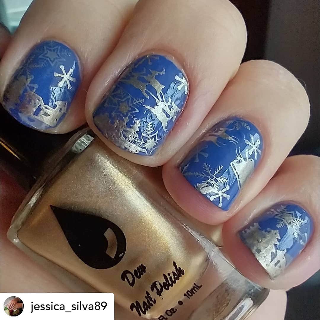 Nail Designsさんのインスタグラム写真 - (Nail DesignsInstagram)「Credit• @jessica_silva89 Christmas is almost here!  I feel as excited as a kid for Christmas this year.  Today I am featuring @dewnailpolish.  I used three of their polishes and one of their stamping plates to create this Christmas mani.  I tried to add some depth by stamping two colors, gold and tan.  They are similar color family though so it hard to distinguish. I think if I had stamped more tan it would have looked better too. This gold is perfect for stamping.  The tan I think I would need to stamp over white to make it stand out.  This blue shade is amazing. Opaque in two coats and beautiful shine.  I do have smudge free top coat on here.  This blue shade and the gold are must-haves from this brand. The stamping plate works beautifully and I love the designs. Swipe to see all the designs. Definitely getting more plates!  Please leave your feedback below and let me know if you have tried this brand.  Products used: @dewnailpolish 'Twinkle' @dewnailpolish 'Gold Punch' @dewnailpolish 'Tahiti' @dewnailpolish stamping plate XY04  #nailsofinstagram #nailsoftheday #dewnailpolish #dewnailpolishtwinkle #dewnailpolishgoldpunch #dewnailpolishtahiti #dewnailpolishstampingplate #christmasnails #santanails #bluenails」12月24日 4時58分 - nailartfeature