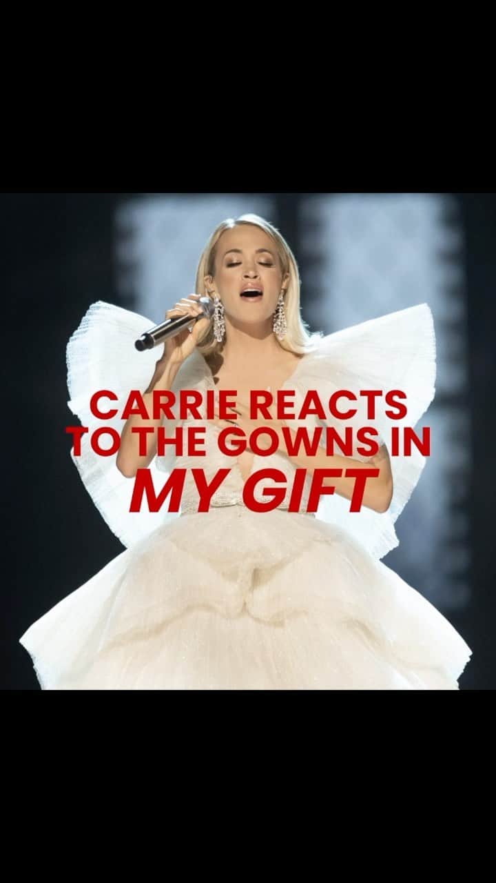 キャリー・アンダーウッドのインスタグラム：「Hear about all of Carrie’s stunning looks from the #MyGift Christmas Special! #MyGiftHBOMax @hbomax @hbomaxpop @marinatoybina @courtweb 🎁✨​ -TeamCU」