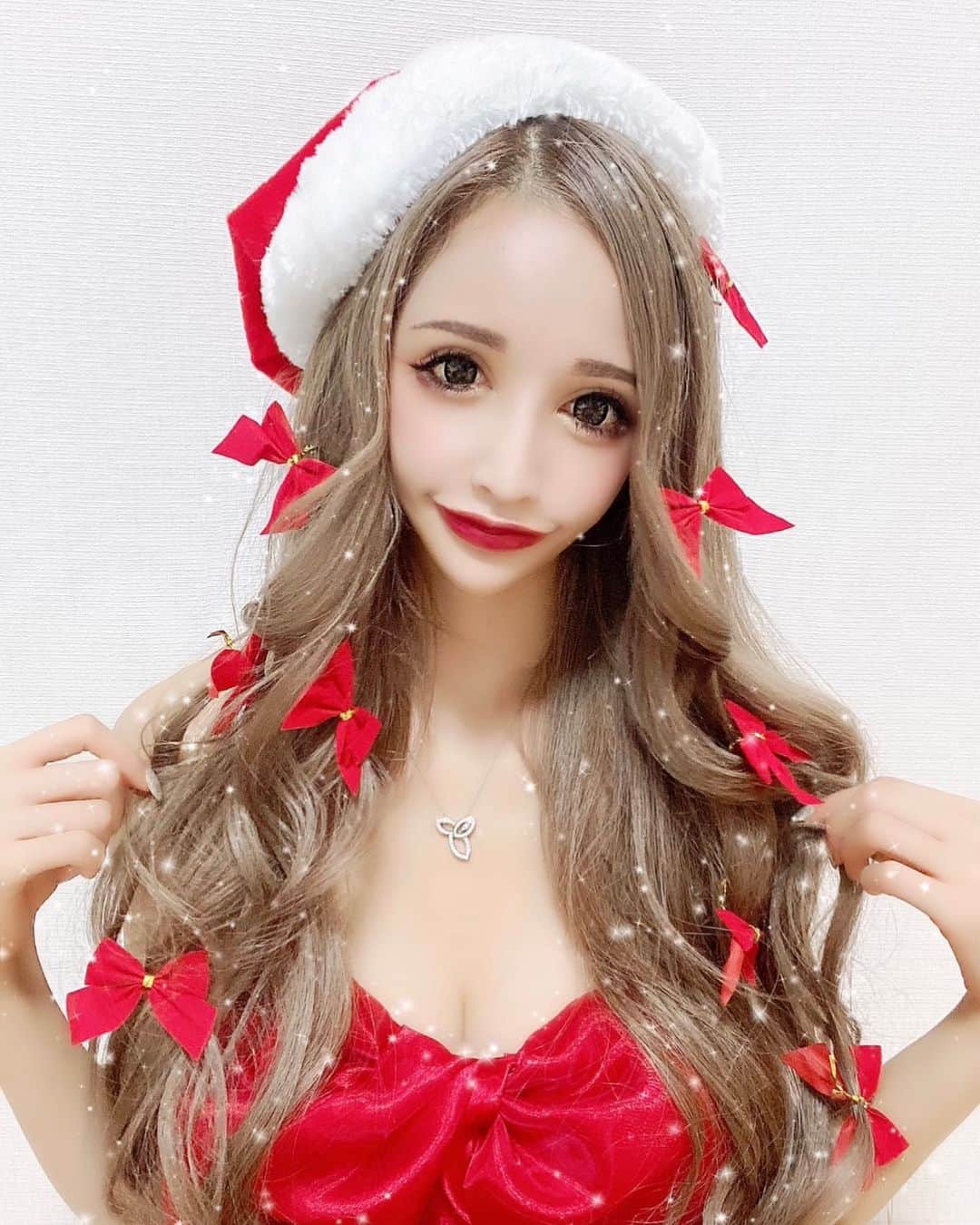 のインスタグラム：「メリークリスマス🎄🎁  #merrychristmas #xmas #サンタ #happy #性なる夜」