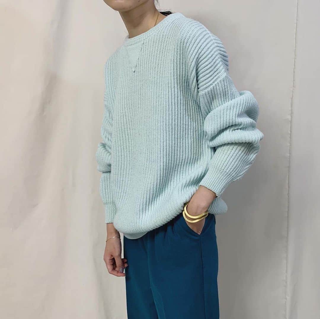 i nouのインスタグラム：「. SOLD.  ✔︎ice blue rib knit sweater ✔︎emerald tpered pants #inou_vintageclothing」