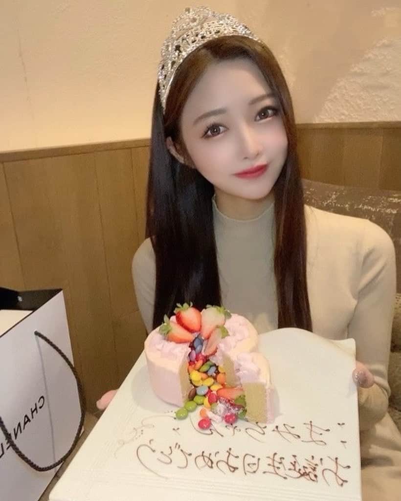 椎名麗のインスタグラム：「#時差投稿にも程がある」