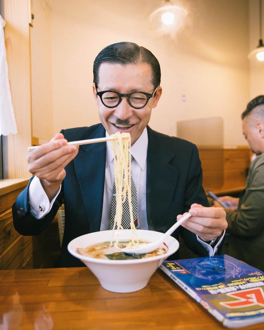 岩井ジョニ男のグルメインスタ