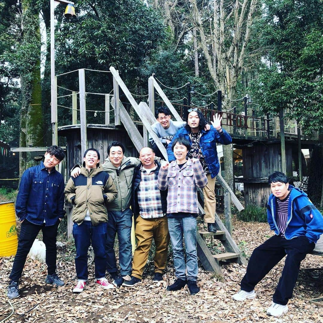 のインスタグラム：「信じられる？同期なんだってさ。俺たちもエレパレ。 #有吉の壁」