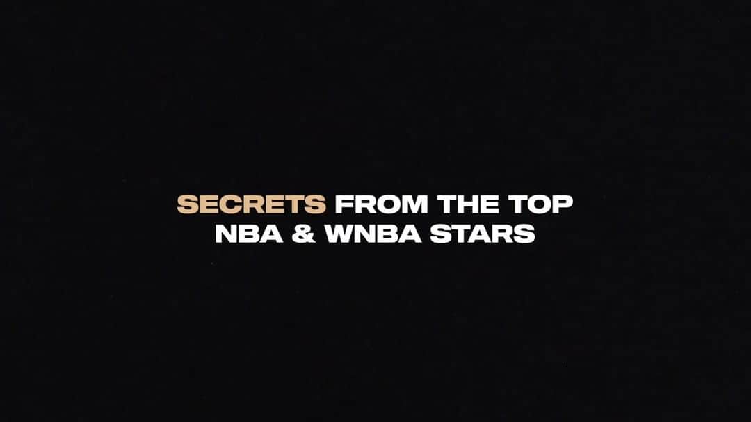 カーメロ・アンソニーのインスタグラム：「This Holiday season, give the gift that keeps on giving: Video lessons from the best basketball players in the world. Use code "TTLMELO" for 15% off. Hit the link in my bio to get started today!」