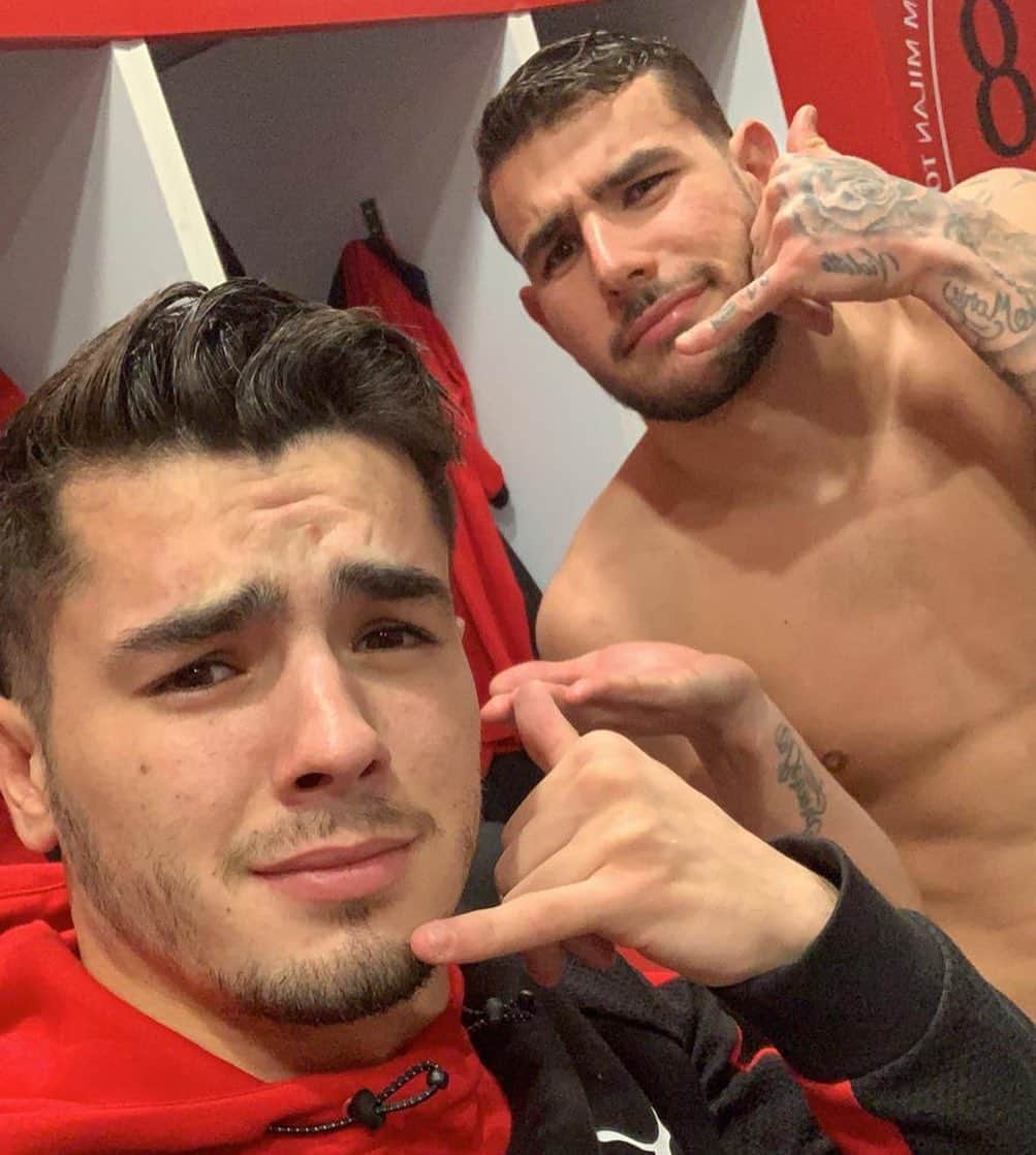 ブラヒム・ディアスのインスタグラム：「📞🏎💨 @acmilan」