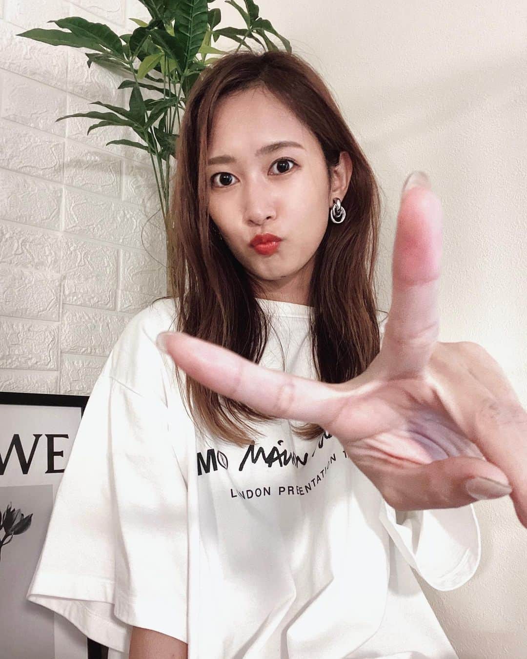倉園由菜のインスタグラム：「. おはよ☀️ #merrychristmaseve 🎄」