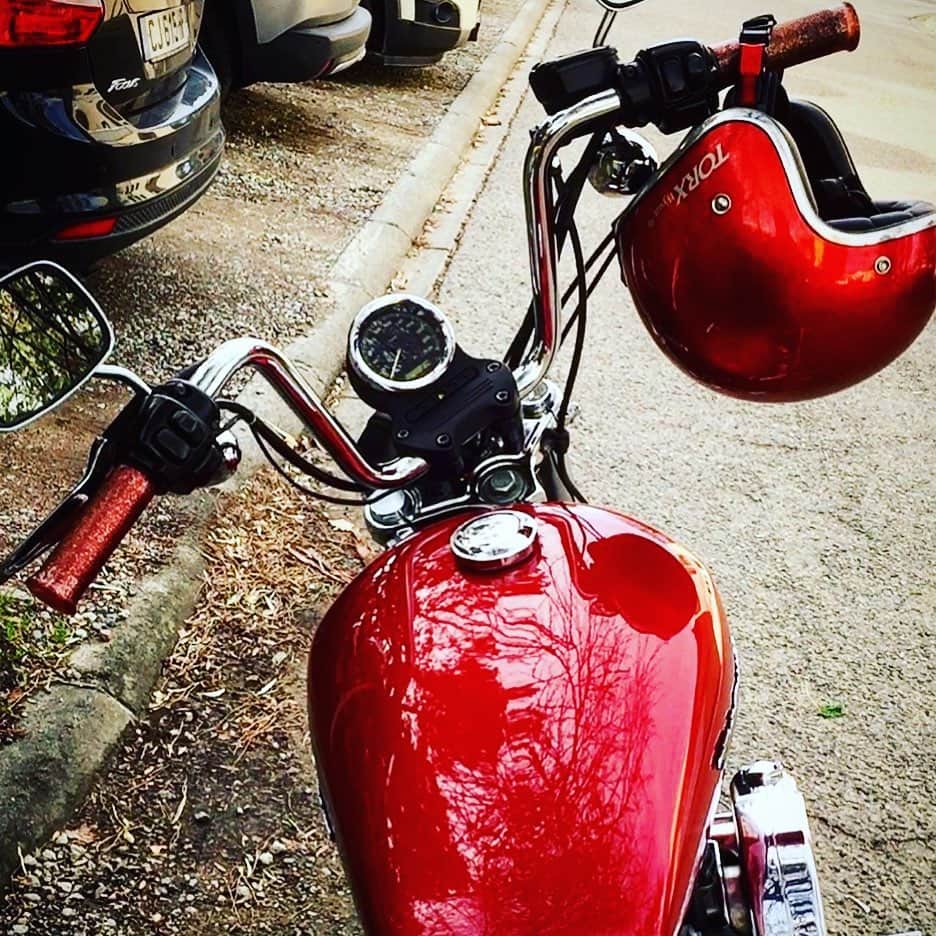 Harley-Davidson Japanさんのインスタグラム写真 - (Harley-Davidson JapanInstagram)「熱い想いを伝える日。#ハーレー #harley #ハーレーダビッドソン #harleydavidson #バイク #bike #オートバイ #motorcycle #タンク #tank #鼓動 #pulse #クリスマスイブ #christmaseve #愛 #love #ご安全に #staysafe #2020 #自由 #freedom」12月24日 8時35分 - harleydavidsonjapan