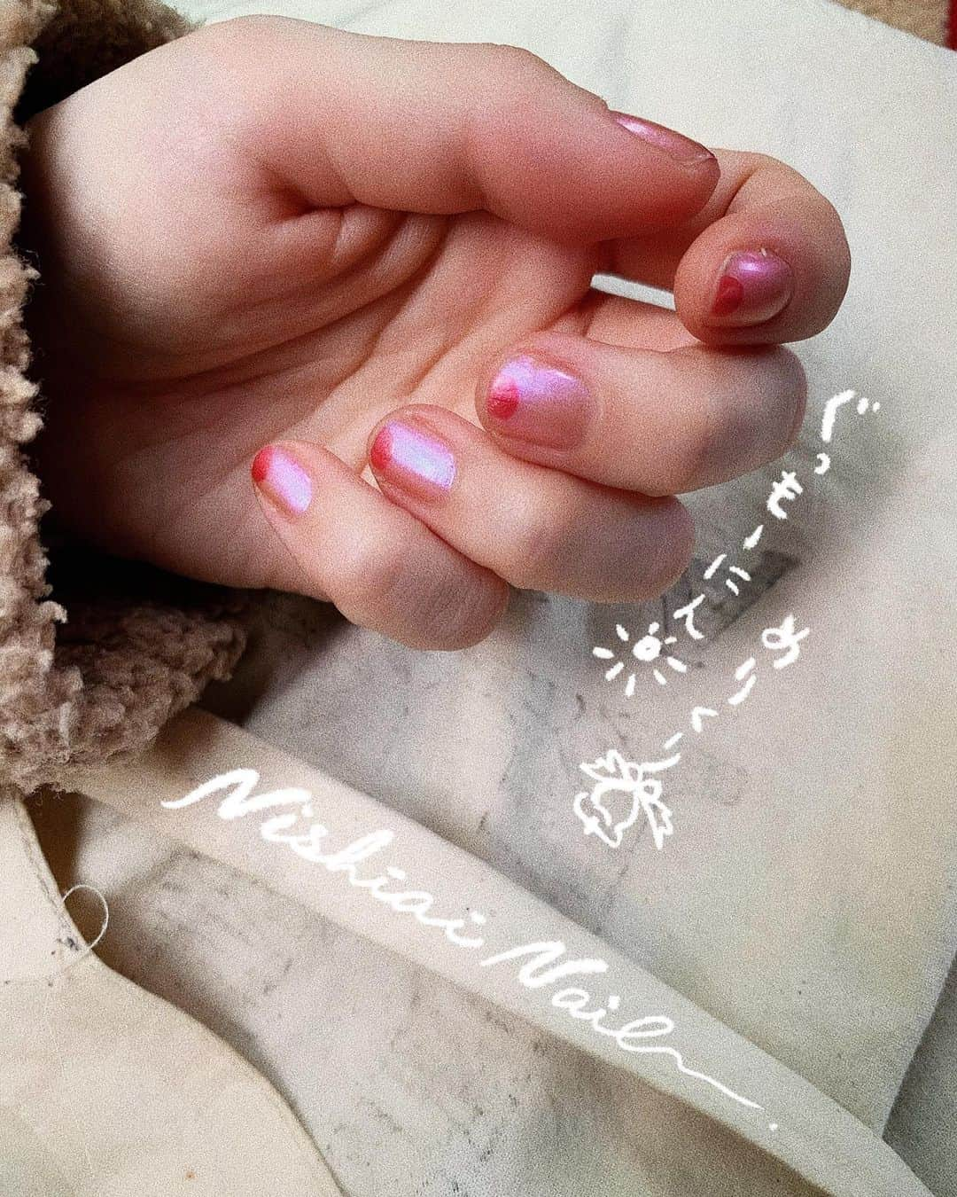 西田あいさんのインスタグラム写真 - (西田あいInstagram)「今日は撮影からスタート！ いまキレイキレイにメイクしてもらってます💄  #ニシアイネイル は 青みのあるピンクと 赤みのあるピンクのMix！  先っちょ、ちょんが かわいい☺️  #instanails #nailpolish #polishgirl #dior #diornails  #ネイルデザイン #ポリッシュネイル #マニキュアネイル #instanails #instanail #nailart #naildesign #jelnail #フレンチネイル #逆フレンチ #青みピンク ピンク #opi #opinails #pinknails #ピンクネイル #セルフネイル #instaselfie #selfie #selfnail #ニシアイチャンネル #nishidaai #ainishida #マニキュア #ネイルポリッシュ #西田あい」12月24日 9時45分 - nishidaai