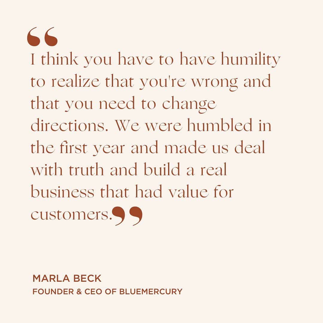 レベッカミンコフのインスタグラム：「Today we hear from Marla Beck, Founder and CEO of @bluemercury. Marla was always a beauty buff, keeping an eye on the latest skincare products to hit her local markets in the Bay Area growing up. It wasn’t until she had a business degree, however, that she merged her passion for the beauty world and her fascination with ecommerce in the late 90’s to develop one of the first ever beauty product websites. Unfortunately she was a little too ahead of her time, and in what now seems practically unthinkable, she pivoted to brick-and-mortar in order to avoid bankruptcy. Tune in to hear The invaluable lessons an owner can learn by participating in all facets of the business, and doing whatever it takes to be successful. #linkinbio」