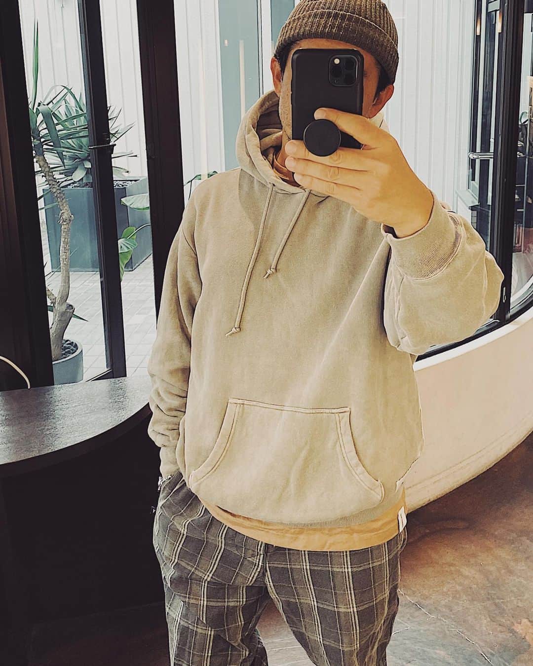 のインスタグラム：「今日は スモーキーなカラー🍐 #smoky #merrychristmas」