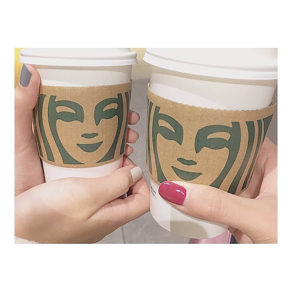 波妃美咲のインスタグラム：「寒いから温まる☕️  #スタバ #スタバカスタム  #ホワイトモカ #豆乳 #ホイップ抜き #温まる #ホットドリンク」