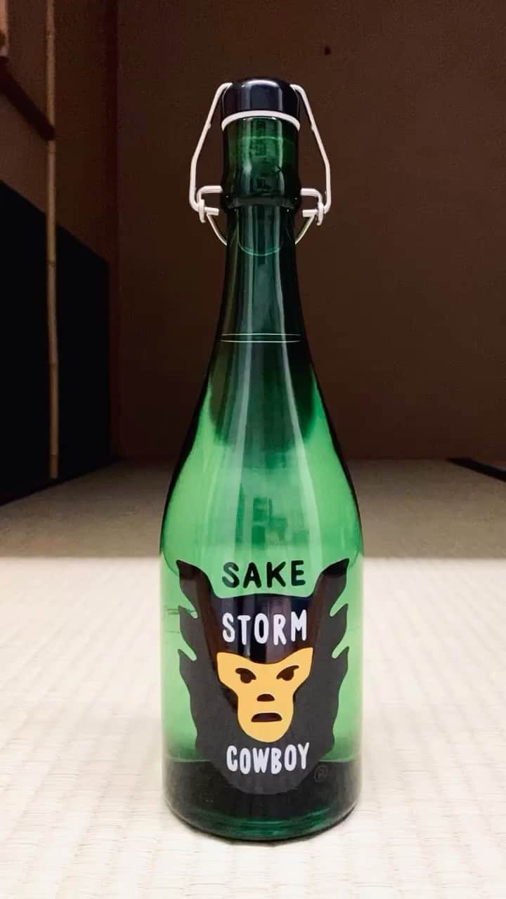 NIGOのインスタグラム：「🍶🍶🍶 @sake_stormcowboy」