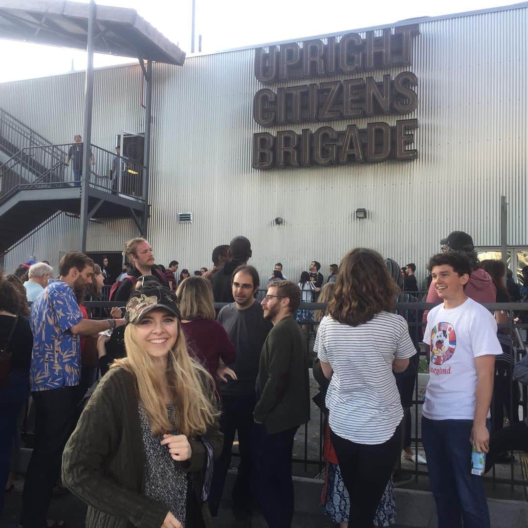 のインスタグラム：「The sun has set on UCB’s Sunset Theatre. Thanks for the laughs. #ucb #improv #comedy #ucbsunset」