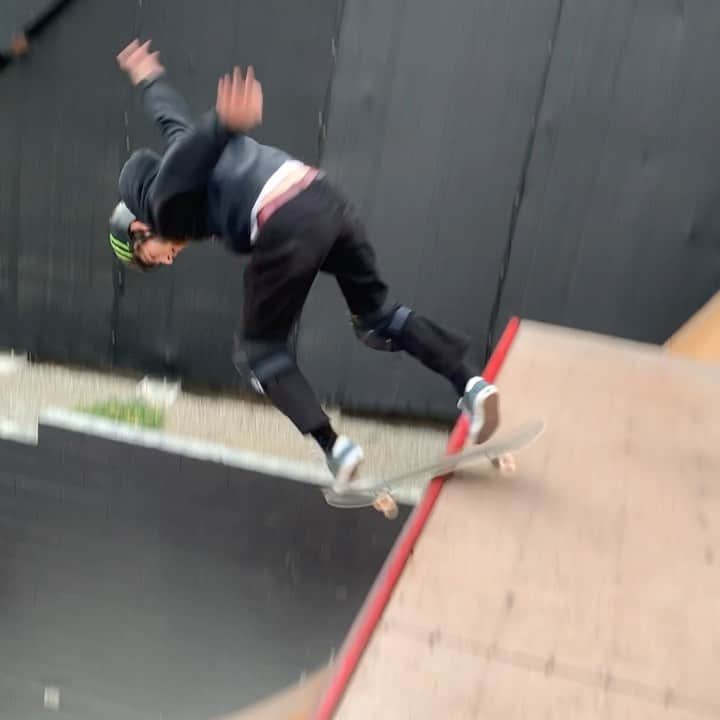 トム・シャーのインスタグラム：「It was a spin to hang up kind of day 🎥 @marcelobastos87」