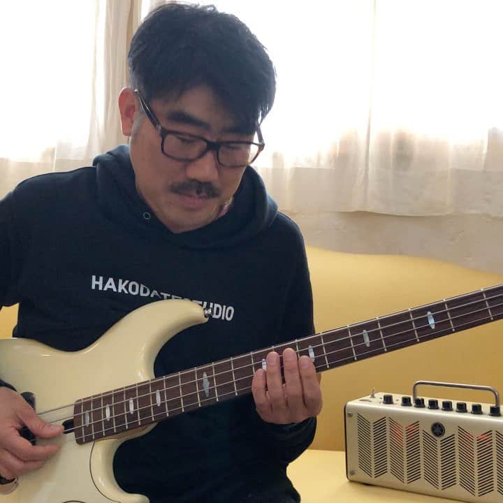 亀田誠治のインスタグラム：「メリークリスマス！🎄 今年も亀サンタがやって来ましたよ！🧑‍🎄🎁🐢」