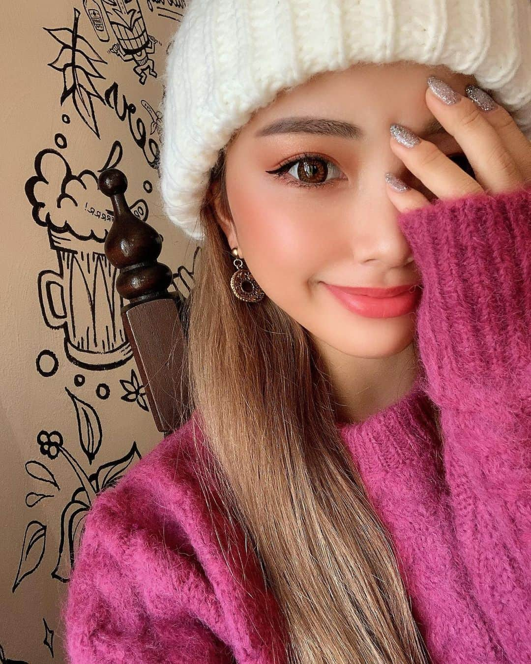 ちゃんもりさんのインスタグラム写真 - (ちゃんもりInstagram)「Merry Xmas🎅🏽🎄💝🎁いぶ！ サンタさんくるかなあ💭100万円ください(こうゆうやつには来ん) そんな今日も @okinawa.fuwari  お好きなトッピングサービス2Days💕ささやかな🎁ですキテネ🥺🌟 珍しくお肌が荒れてる悲しさをアプリは可愛く綺麗にしてくれるステキ🎄Ulikeが現実化してほしいです🎅🏽 . . . #沖縄#沖縄移住#沖縄ライフ#沖縄ガール#沖縄好き#自撮り#ニットコーデ#冬コーデ#冬服コーデ#ピンクメイク#ピンクコーデ#ケーブルニット#estoreja#estorejaコーデ#estorejasnap#okinawa#okinawalife#okinawa_love#okinawaisland#okinawagram#pinkmakeup#knitcap#winterfashion#okinawagirl#selfie#makeup#japanesegirl」12月24日 12時05分 - xx817.a