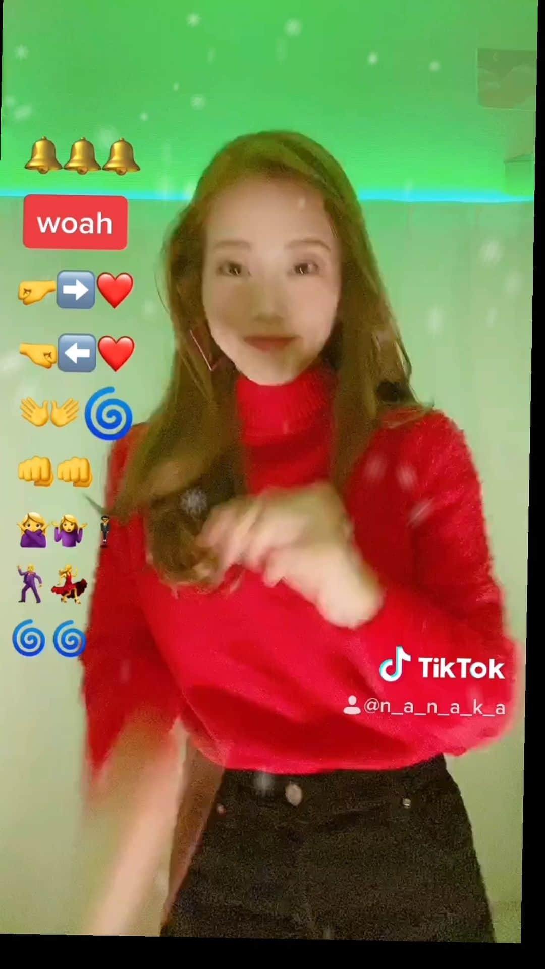 菜々香のインスタグラム：「メリークリスマス！ 今年はお出かけせずにホームクリスマスする。🎄🎅💝🎵🎁🧸 #クリスマス #ハッピーホリデー  #xmas #tiktok #reels #reelsinstagram」