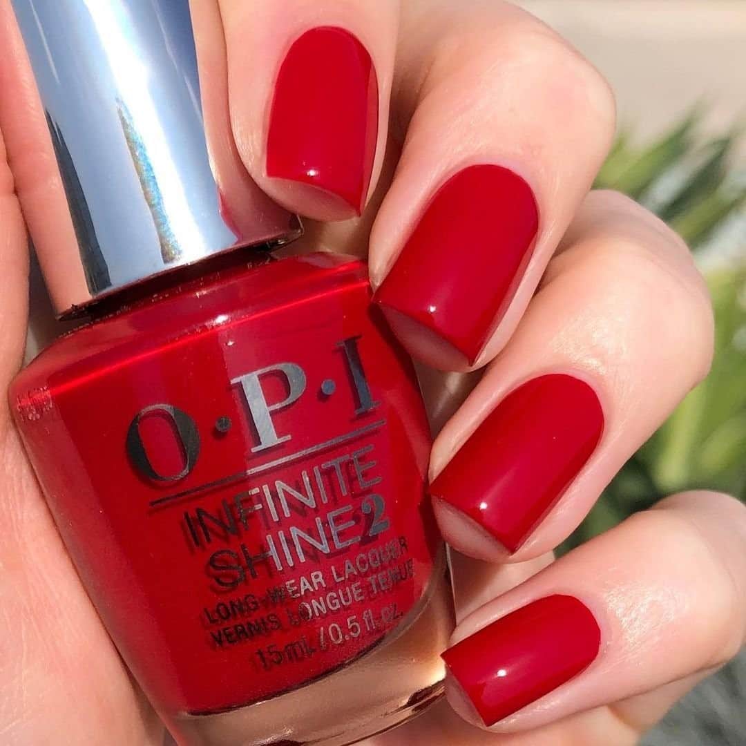 OPIさんのインスタグラム写真 - (OPIInstagram)「Drop a ❤️if you're #RedyForTheHolidays!  By: @emmaheartssnails  #OPIObsessed #ColorIsTheAnswer #NOTD #NailSwag #NailsOfInstagram #NailsOnFleek #NailPolish #Nails #OPI」12月24日 12時28分 - opi