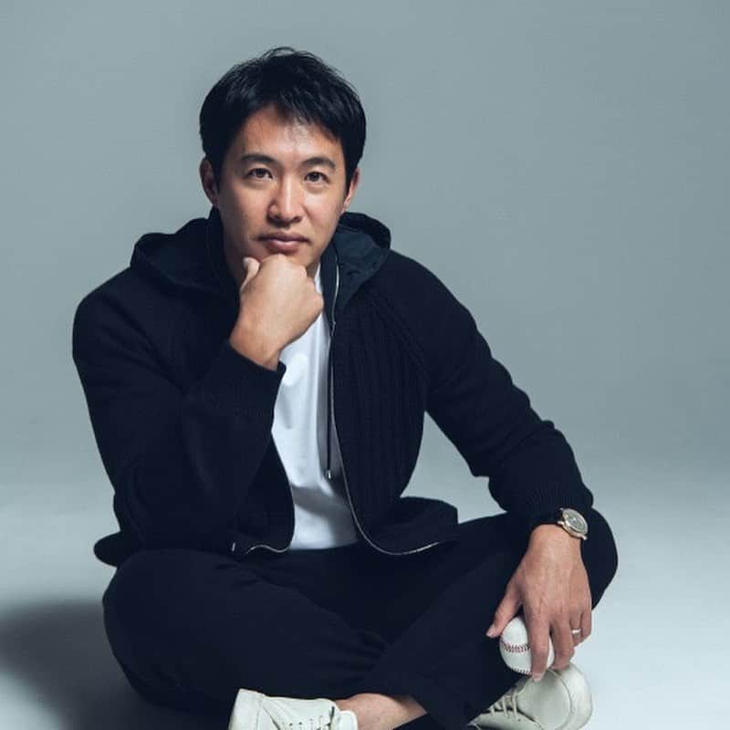 五十嵐亮太のインスタグラム：「五十嵐亮太です。 遅ればせながらインスタ始めました😃  これから色々な事に挑戦して、投稿していこうと思っています。 応援よろしくお願いします！  写真は網中健太さん @kentaaminaka_photo  に撮影していただきました！  #五十嵐亮太 #野球」