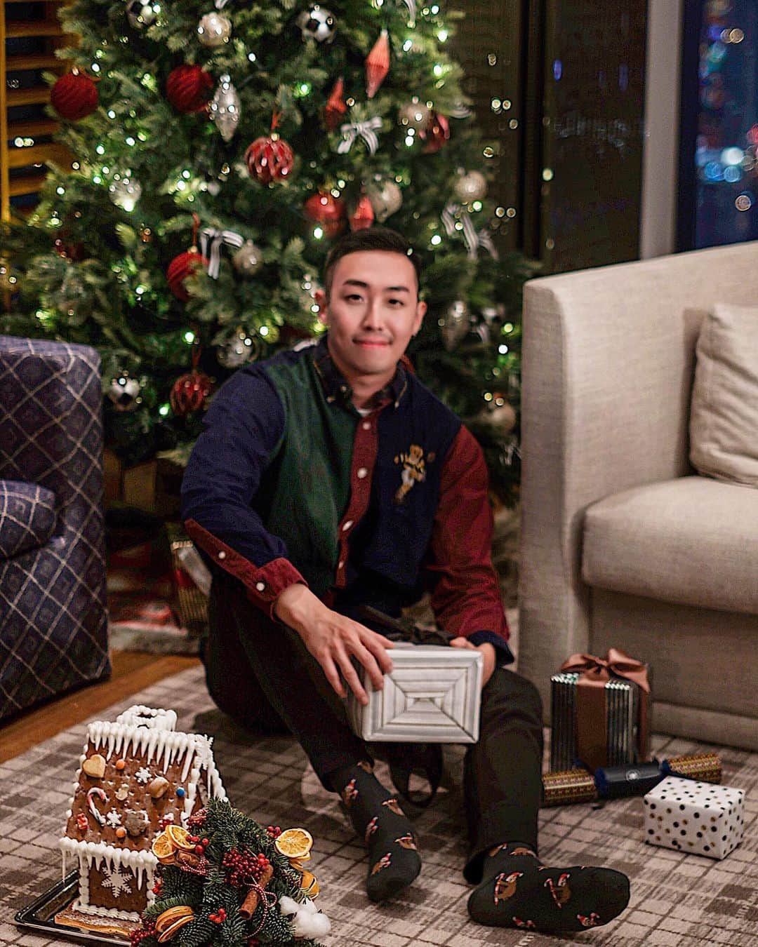 Noel LHYさんのインスタグラム写真 - (Noel LHYInstagram)「🎄𝐉𝐨𝐲𝐞𝐮𝐱 𝐍𝐨𝐞𝐥   It’s the most wonderful time of the year   Wish you all a Merry Christmas   Christmas Eve outfits : @ralphlauren」12月24日 13時32分 - no3l