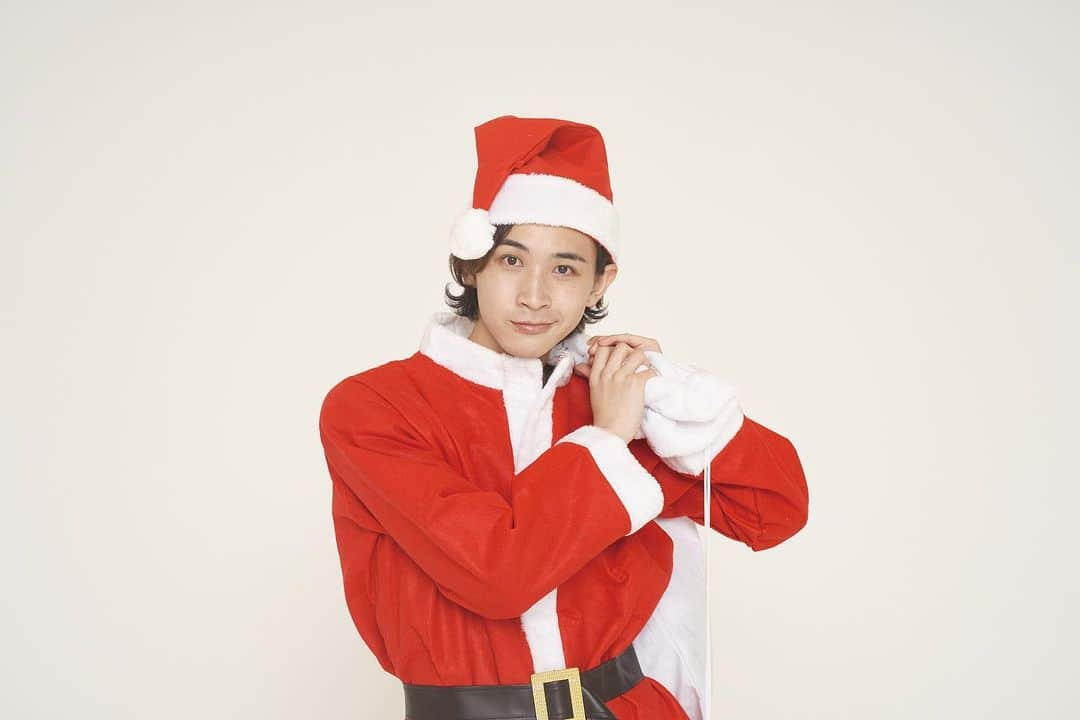 大隅勇太のインスタグラム：「Ho!Ho!Ho! Merry Xmas!!🎅🏻」