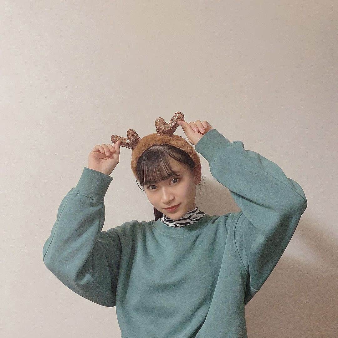 杉山緋那のインスタグラム：「HAPPY MERRY CHRISTMAS❕ トナカイだ〜🦌」