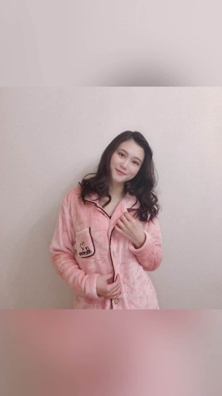 太田理恵のインスタグラム：「自分用に新しいパジャマ買ったよ💓」
