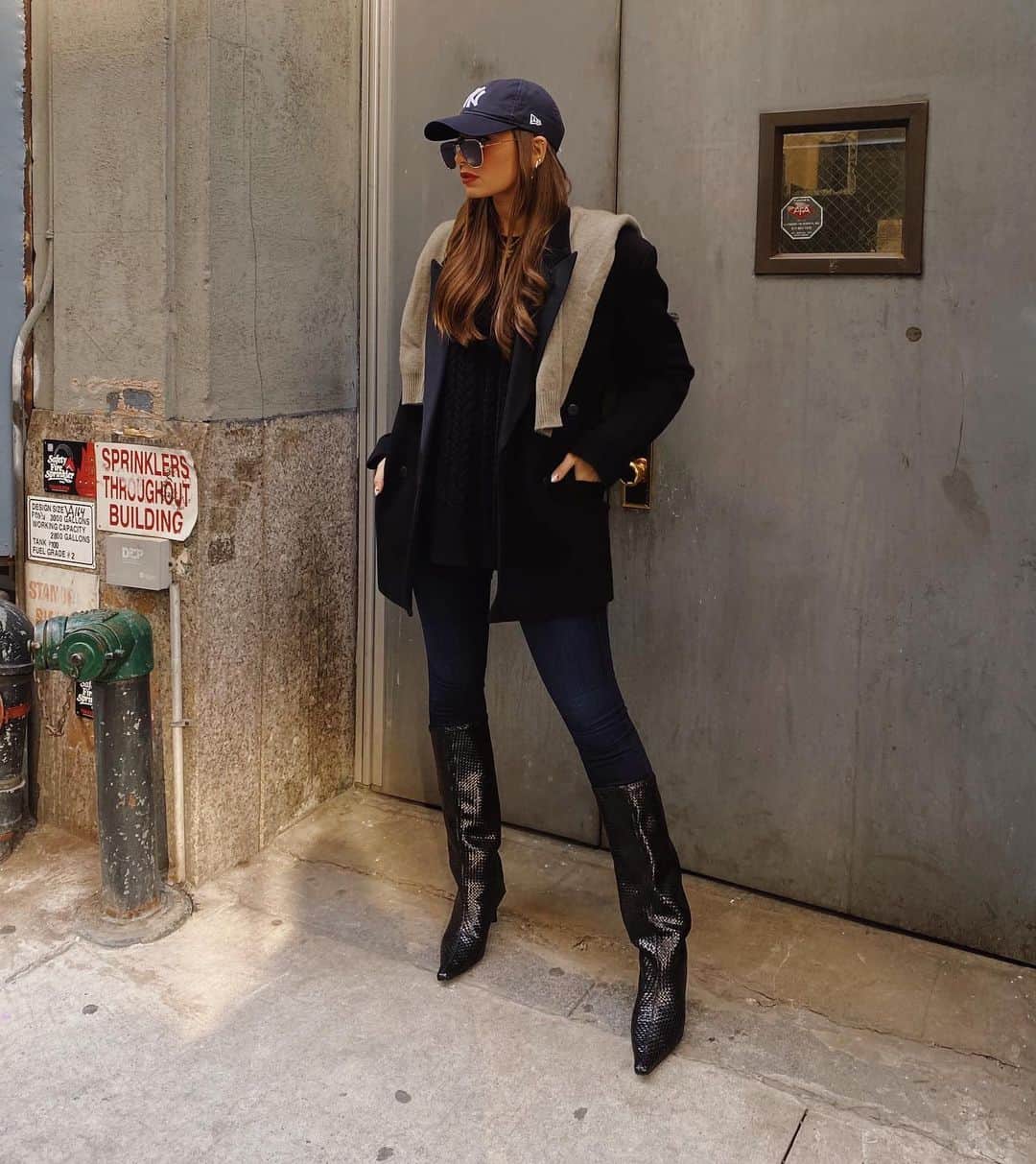 We Wore Whatのインスタグラム：「Errands ✔️✔️✔️」
