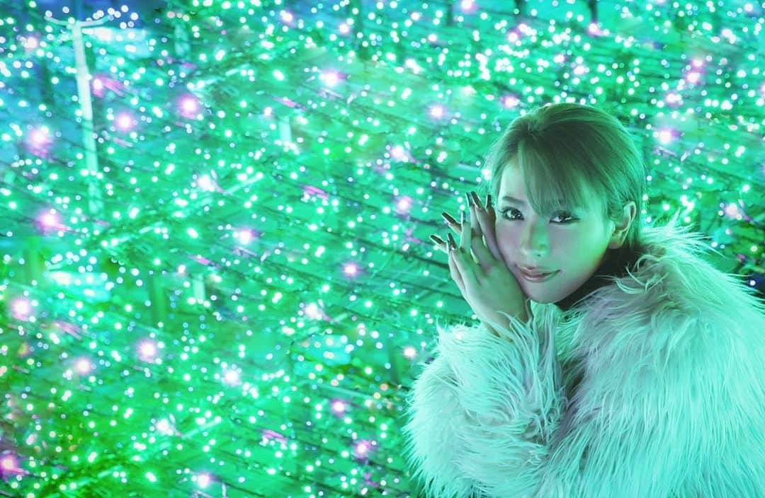 安田慎一さんのインスタグラム写真 - (安田慎一Instagram)「merrychristmas 🎄 model @harachan_gram  #merrychristmas  #canon #eos #1dxmarkiii  #studioshin」12月25日 0時38分 - shinichiyasuda