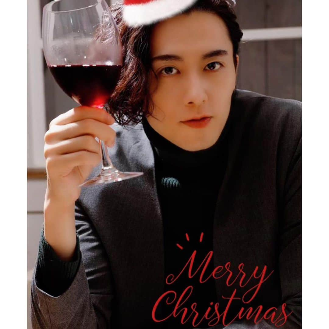 稲垣成弥のインスタグラム：「#merrychristmas」