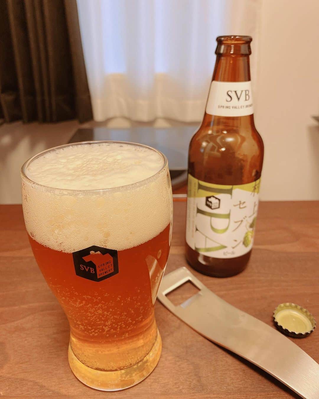 休日課長さんのインスタグラム写真 - (休日課長Instagram)「追加注文しようと思ったら販売終了ですって。超ショック。家でお酒あんまり飲まないんで賞味期限ギリギリになってしまいましたが、とても美味しい。 #村上セブンIPA #ビール #SVB @springvalleybrewery_official」12月24日 16時40分 - kyujitsu_kacho