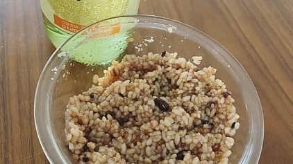 なでしこ健康生活さんのインスタグラム写真 - (なでしこ健康生活Instagram)「Repost from @isamu.ozawa  こんばんは⭐️ 1日を最高のスタートを切るために、 酵素玄米サラダと酵素玄米ライスミルクのモーニングプレート作りました😋  ※レシピは一番最後の写真に 　 酢飯がドレッシングがわりになって、ちょうど良い😊  酵素玄米に含まれているGABAはストレス緩和作用が高いから、ついイラッとしちゃう方なんかにはもってこいです😊 #大澤チャンネル  #酵素玄米  #モーニングプレート  #なでしこ健康生活公式アンバサダー  #なでしこ健康生活」12月24日 16時53分 - nadeshiko_healthy_life