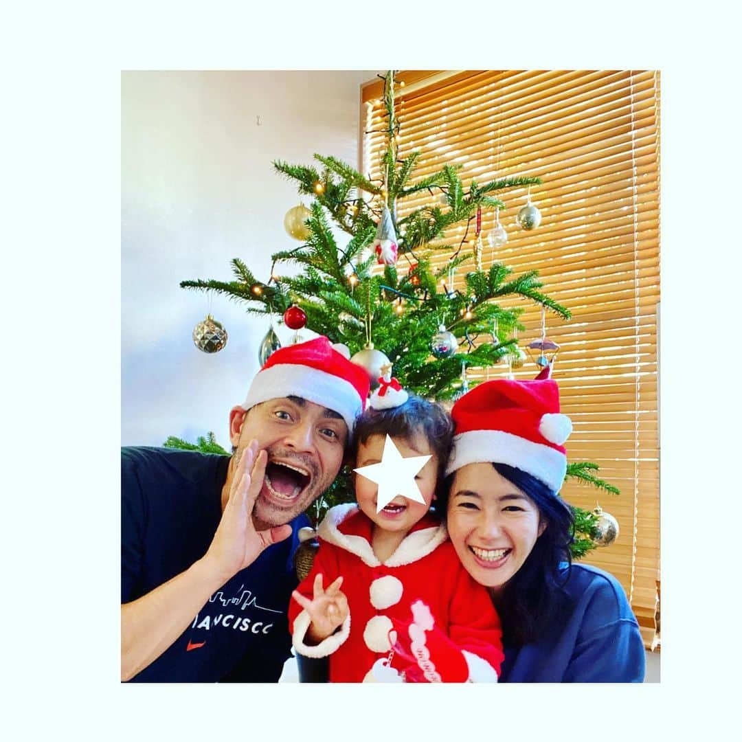 美保なな実のインスタグラム：「🎄🎅🏼⭐️  Merry Christmas ！！  クリスマスディナー失敗して めちゃめちゃ凹んでますが…  今日と明日とこれから挽回して楽しい日にしたい😂  皆様も素敵なクリスマスをお過ごし下さい⭐️」