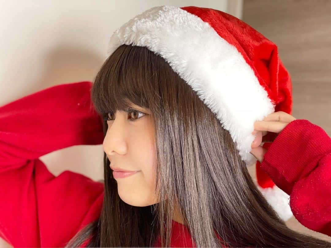 吉柳咲良さんのインスタグラム写真 - (吉柳咲良Instagram)「【お知らせ🎅】 ブロードウェイミュージカル「ピーターパン」 日本上演40周年を迎える2021年夏公演、実施にむけ始動致します✨  今年はコロナにより中止となりましたが、 吉柳ピーター&ウェンディ役の美山加恋さん&タイガーリリー役の宮澤佐江さんが2021年も続投致します！  。。。以下、吉柳サンタ🎅より。。。  Merry Christmas Eve ...❤️  森さんの新演出に ピーターパン日本上演40周年そして、 4年目のピーターパンリベンジです！  是非、楽しみに待っていてください！！ 。。。。。。。。。。。。。 詳細は、ホリプロステージ公式よりご確認ください。 https://horipro-stage.jp/stage/peterpan2021  〇東京公演 期間：2021年7・8月 会場：めぐろパーシモンホール 大ホール 〇神奈川公演 期間：2021年8月 相模女子大学グリーンホール（相模原市文化会館）ほか、地方公演」12月24日 17時27分 - kiryusakura_official