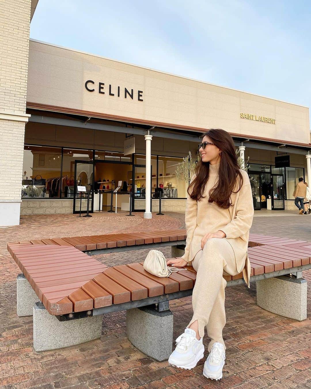 湯浅喬子のインスタグラム：「yesterday🛍  皆さま💓 素敵なクリスマスを🎄🎅❤️ #xmas#eve」