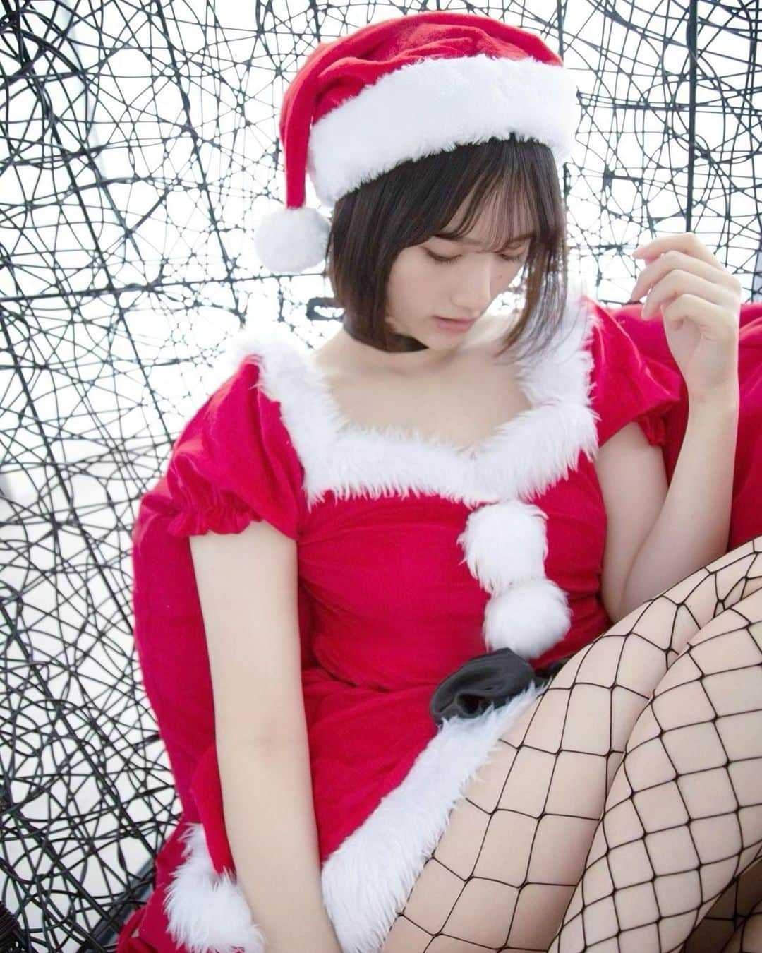 そよんさんのインスタグラム写真 - (そよんInstagram)「メリークリスマスいぶぅ    #l4l #作品撮り #ポートレート #ポートレート撮影 #ポトレ #ポトレ女子 #ポートレート女子 #ポートレートモデル #ポートレートモデル募集 #撮影会 #撮影会モデル #カメラマン募集 #写真好きな人と繋がりたい #被写体 #被写体になります #被写体モデル #透明感 #インスタグラビア #カメラマンさんと繋がりたい #撮影依頼募集中 #ポートレートしま専科 #ポトレの世界 #portrait_shot #good_portraits_world #인물사진  #コスプレ #サンタコス #サンタ #クリスマス #christmas」12月24日 18時10分 - soyon_1231