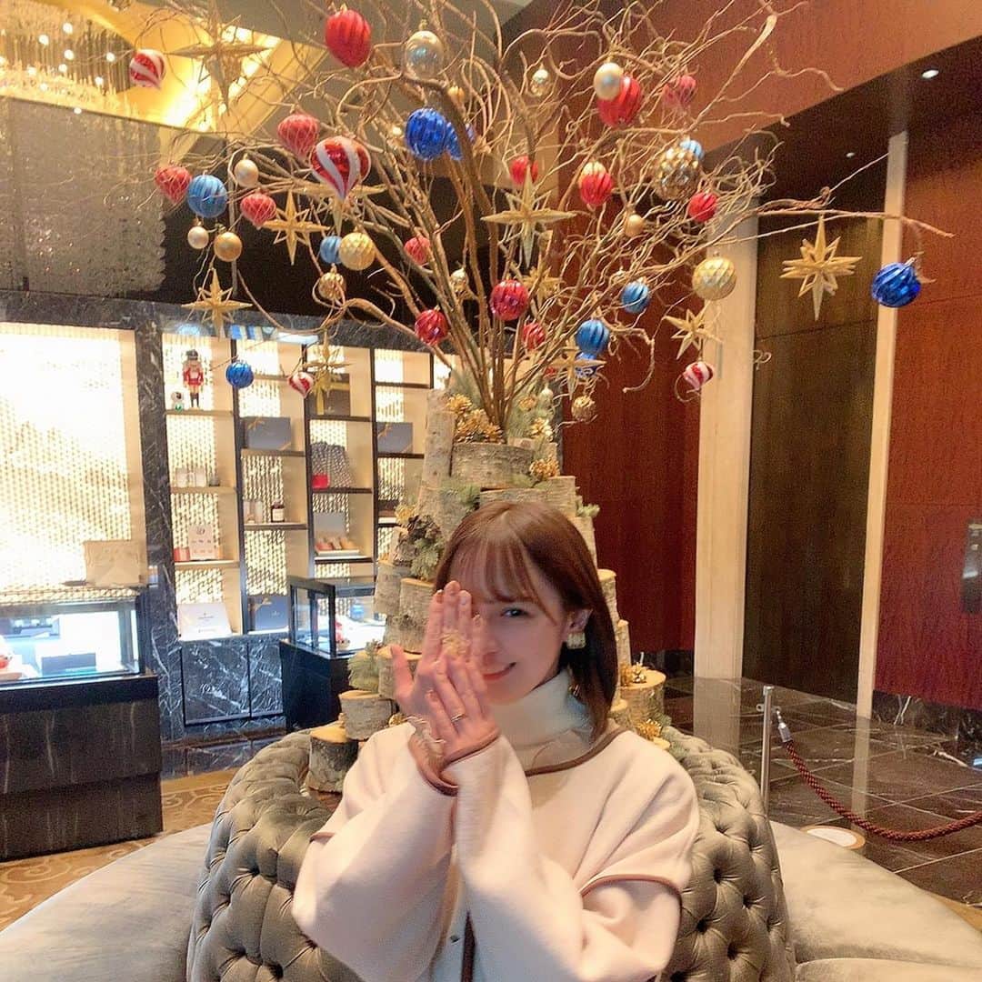 奥仲麻琴さんのインスタグラム写真 - (奥仲麻琴Instagram)「🎄🤍」12月24日 18時22分 - okunaka_makoto