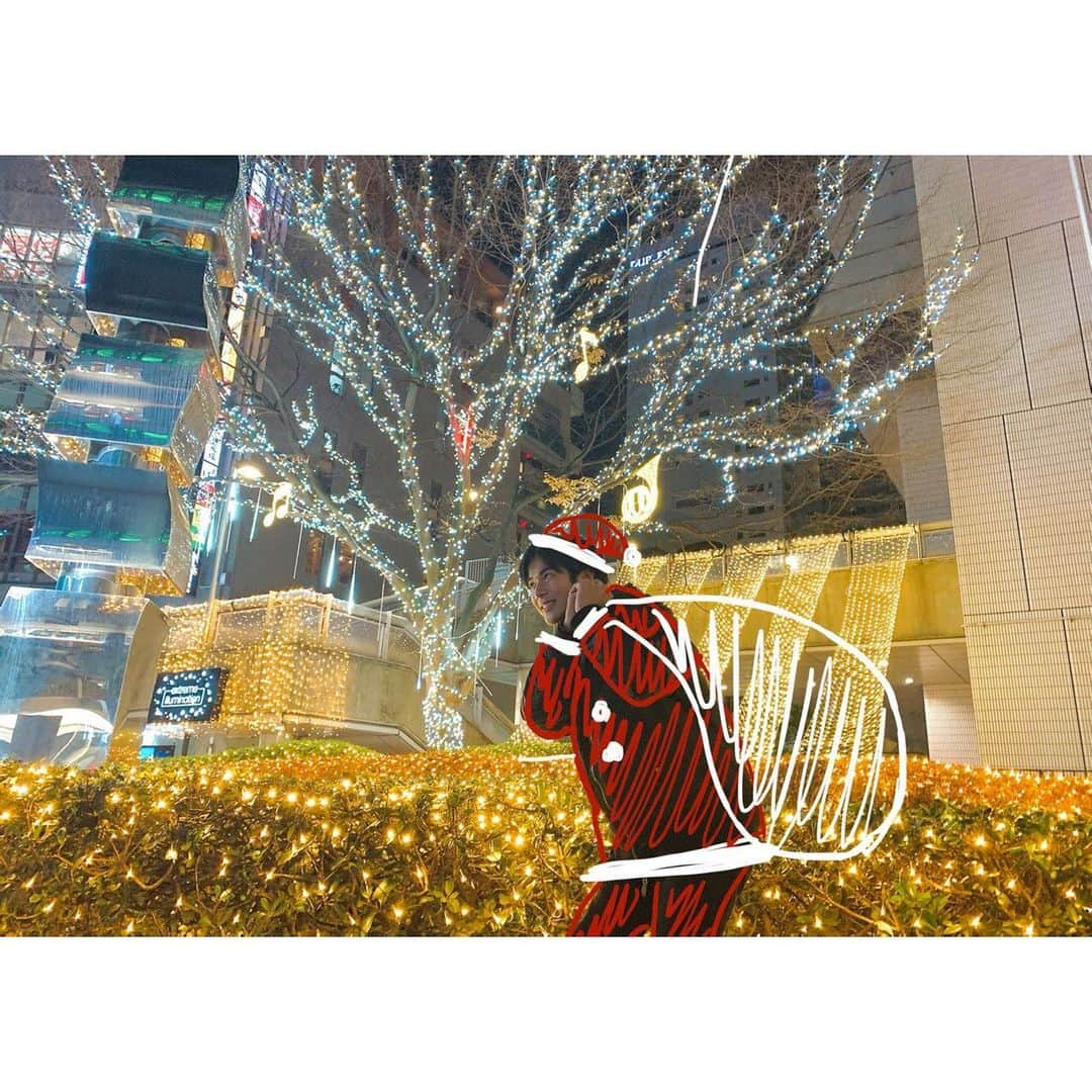 島村龍乃介さんのインスタグラム写真 - (島村龍乃介Instagram)「...🎅🎁  #クリスマス #島村龍乃介」12月24日 18時38分 - shimamuraryunosuke