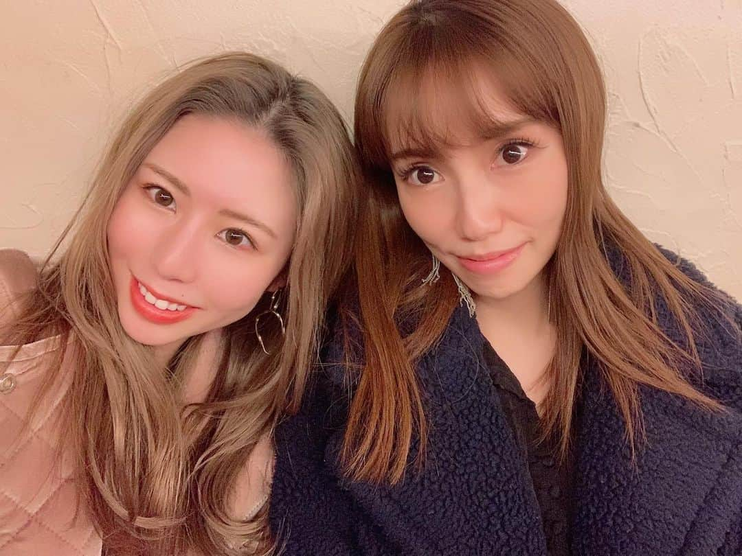 横井美穂さんのインスタグラム写真 - (横井美穂Instagram)「まいまい久々💙 #お姉さま」12月24日 18時52分 - miho__yokoi