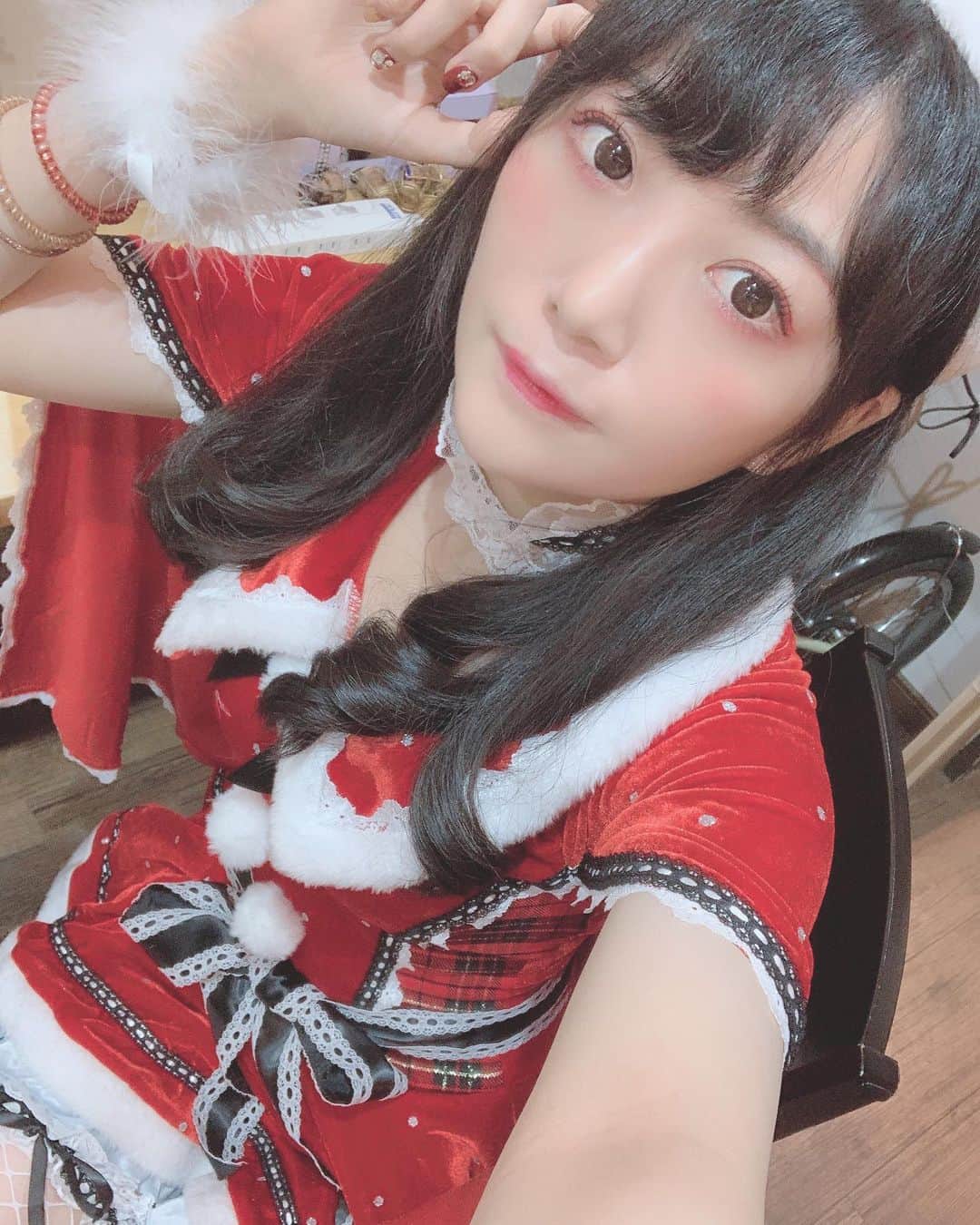 新ユウユさんのインスタグラム写真 - (新ユウユInstagram)「#クリスマス 待ってます✨  #ゆうゆの家」12月24日 19時06分 - yuyucm