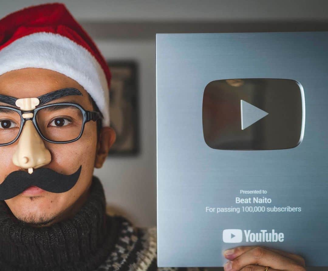 ビートないとーのインスタグラム：「私のYouTubeチャンネルの登録数が10万人になりました㊗️  いつも応援してくれている皆さんのおかげです🙏✨本当にありがとうございます。  何かを続けることが大の苦手だった私が、こうして続けてこれたのは、皆さんから応援と妻の支えのおかげです😭  これからも皆さんに楽しんでいただける動画を作っていきます🤞  今後ともよろしくお願いします🤲  ビートないとー」