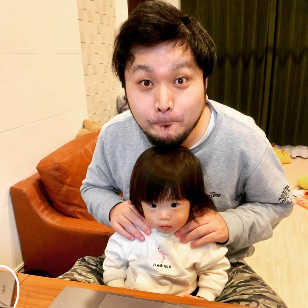 RYUのインスタグラム：「メリークリスマス！！！ #編集を教えています #嘘ですごめんなさい #皆さんも良いクリスマスを」