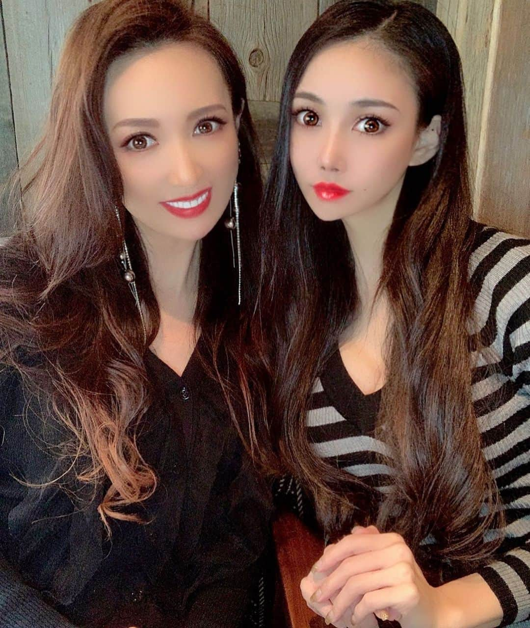 百合華さんのインスタグラム写真 - (百合華Instagram)「Congratulations to Aimin『Mrs. of the year 2020 GP』💖  #congratulations  #mrsoftheyear  #mrsoftheyear2020  #grandprix #gp #グランプリ #御祝い #御祝いランチ #おめでとう #世界大会 #日本代表 #日本代表姉妹 #美魔女 #美女 #一緒に頑張ろう  #切磋琢磨 #応援 #女子会 #女子会ランチ」12月24日 19時44分 - yurika.lovelily