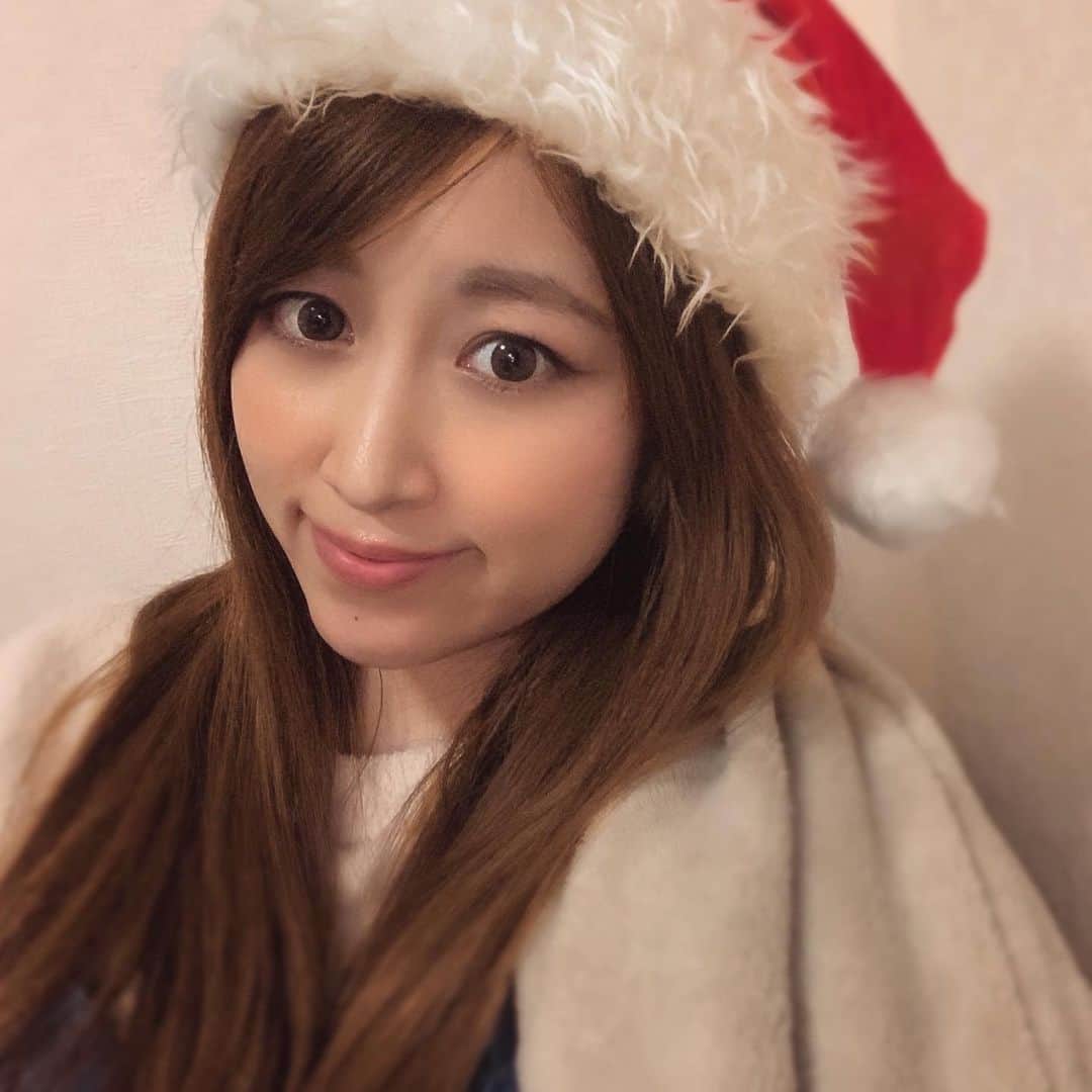 yukieのインスタグラム：「クリスマスイブ🎅🎄🎁✨﻿ ﻿ 素敵な夜をお過ごし下さい😌✨﻿ ﻿  #chrismas」