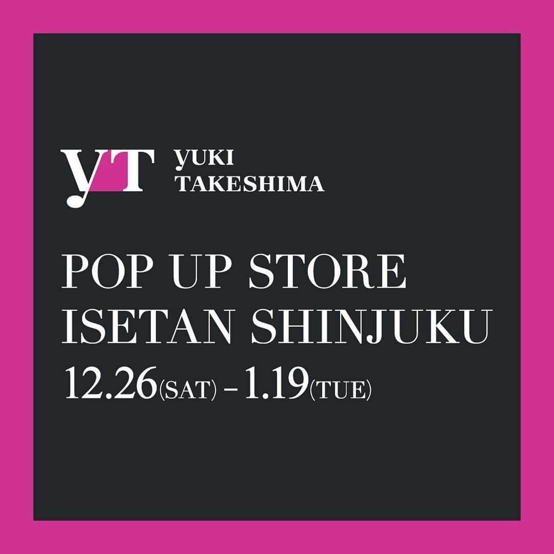 Yusuke Saekiのインスタグラム：「告知です！皆様メリークリスマス🎄✨✨いかがお過ごしですか？今週末26日は14時より大好きなメイクアップ界の巨匠yUKIさんとインスタLIVE！！ 27日は伊勢丹新宿の店頭に立ちますのでお近くの方は是非お越し下さいませ✨僕も今から楽しみです✨✨ 【POP UP INFORMATION】 yUKI TAKESHIMA POP UP STORE at ISETAN SHINJUKU B2F  12/26(sat) - 1/19(tue) ------------------------------------- 12/26(土)-1/19(火)の期間 伊勢丹新宿店本館地下2F＝ビューティーアポセカリーにて yUKI TAKESHIMA POP UP STOREを 開催させていただきます。  こちらを記念して、12/26(土)14:00〜 @isetan_beautyapothecary のアカウントにて メイクアップアーティストの佐伯裕介氏( @yusukesaeki )を ゲストに迎え、yUKI( @yukimake )との スペシャルInsta Liveを配信させていただきます。  また、12/27(日)には、 13:00-13:30/16:00-16:30の時間、 yUKIと佐伯裕介氏もSHOPに来店予定。 BISOUやSAKURA FUDEの使い方を ご案内させていただきます。  この機会にぜひお越し下さい。  #yUKITAKESHIMA #popupshop #BISOU #SAKURAFUDE #yUKIbrush #isetanshinjuku」