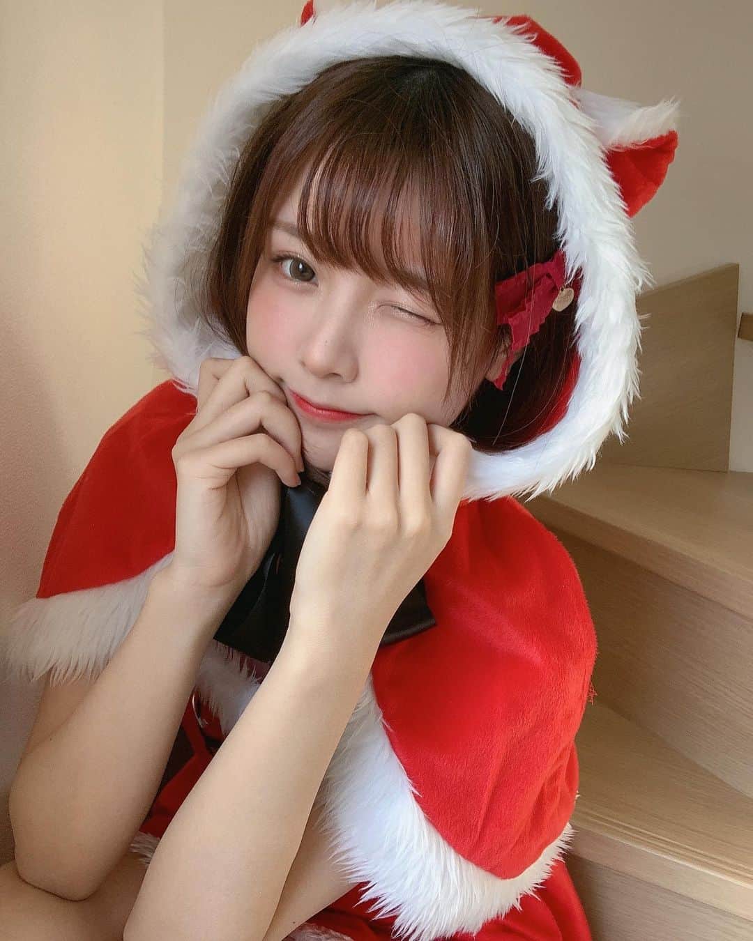 Liyuu（リーユウ）さんのインスタグラム写真 - (Liyuu（リーユウ）Instagram)「Merry Christmas 🎄🍎」12月24日 20時53分 - koi_liyuu
